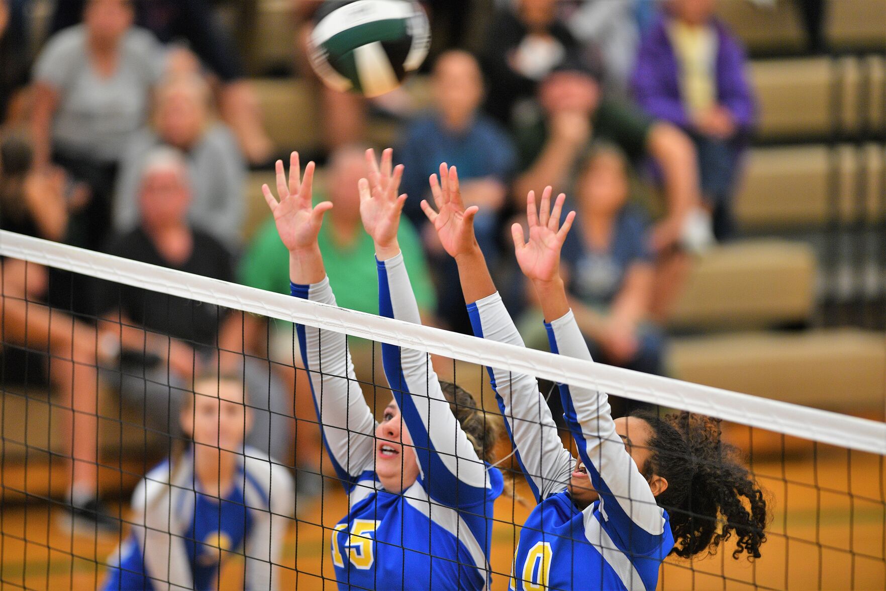 Volleyball: Queensbury at Hudson Falls